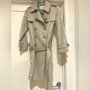 Banana Republic belted trench Size Petite XS - LIKE NEW Light Tan